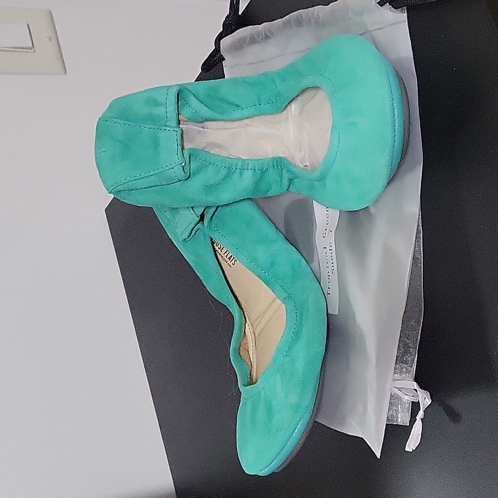 Storehouse Flats tropical green suede 7